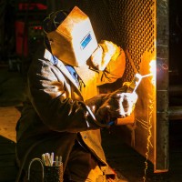 Protective clothing for welders
